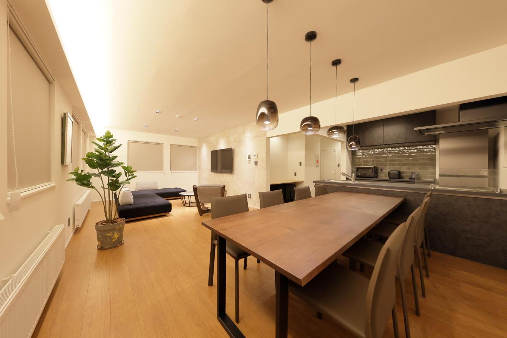 Villa Experience R